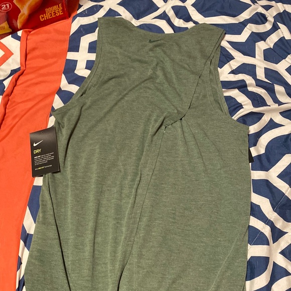 Nike Tank Top. Size small. Dri-fit - Picture 2 of 3